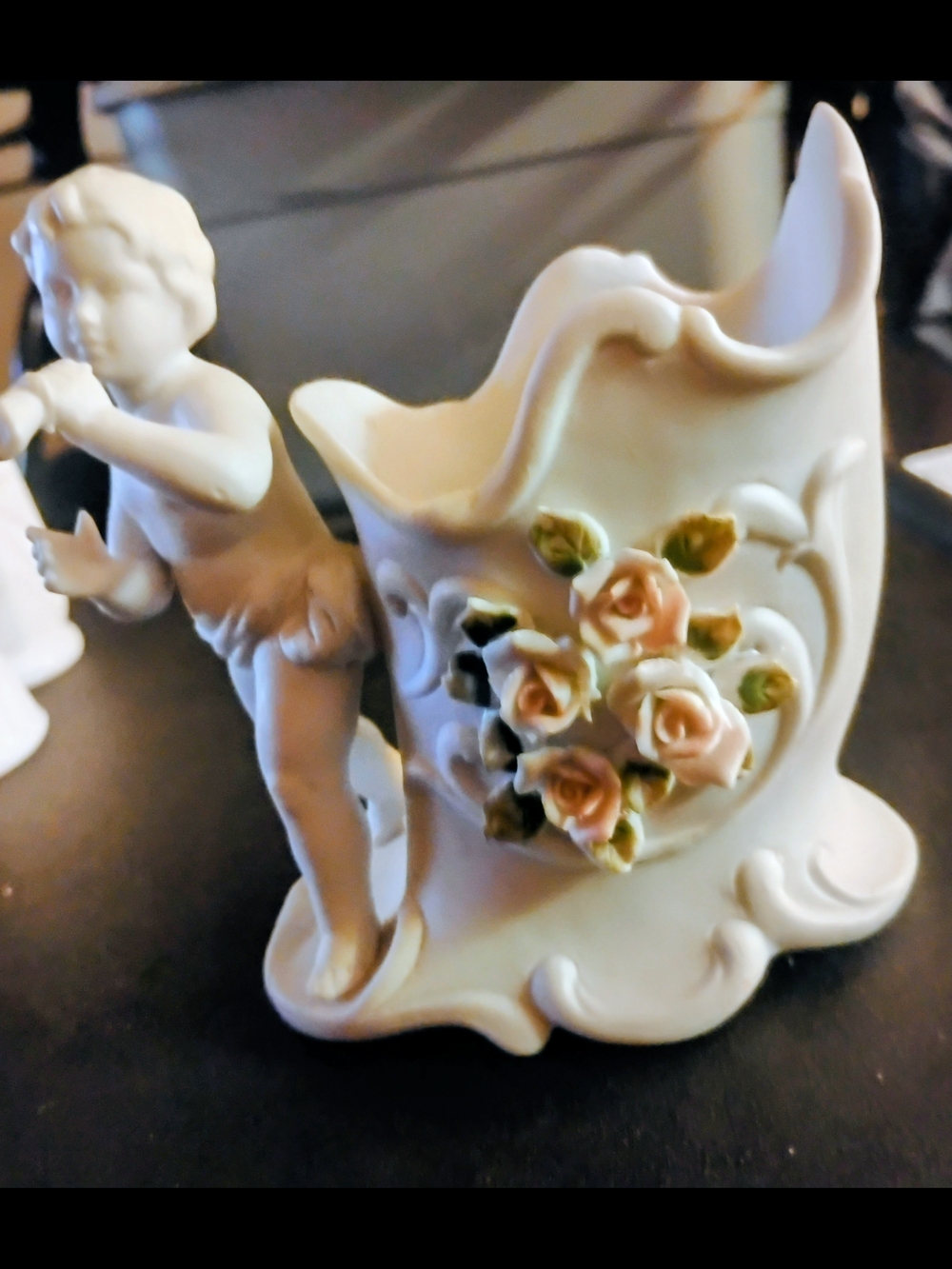 Source Unknown White Porcelain Cherub Vase with Pink Rose Accents